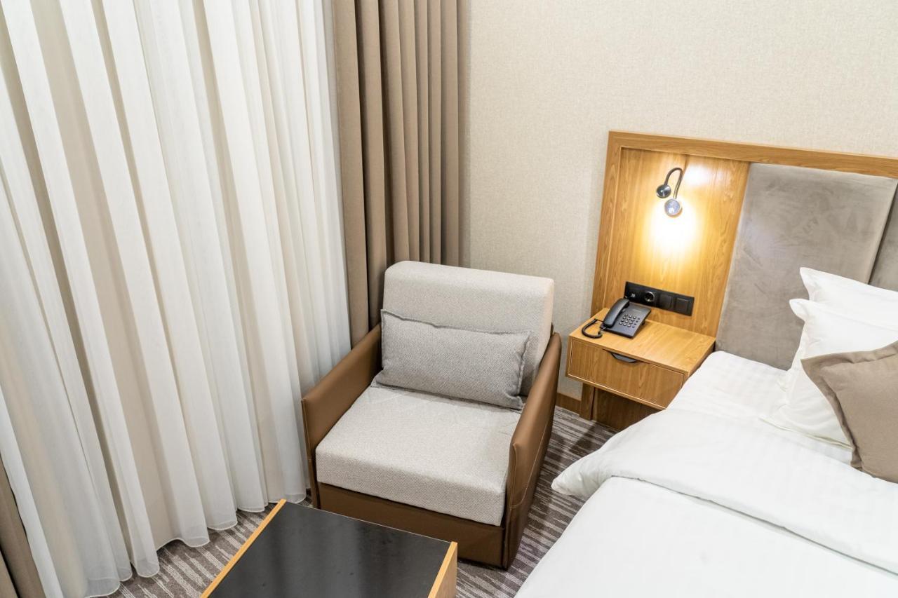 Mirzo Hotel Tashkent Luaran gambar