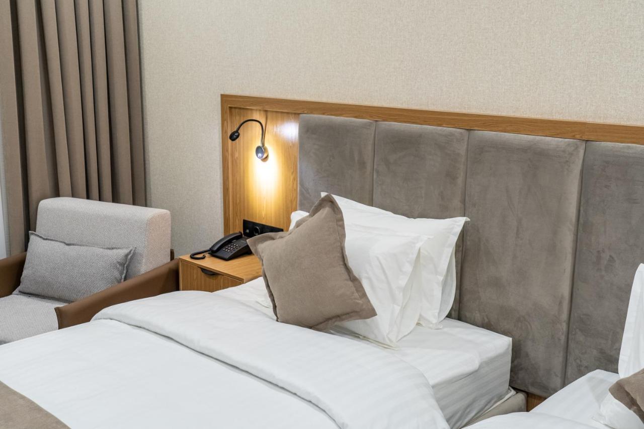 Mirzo Hotel Tashkent Luaran gambar