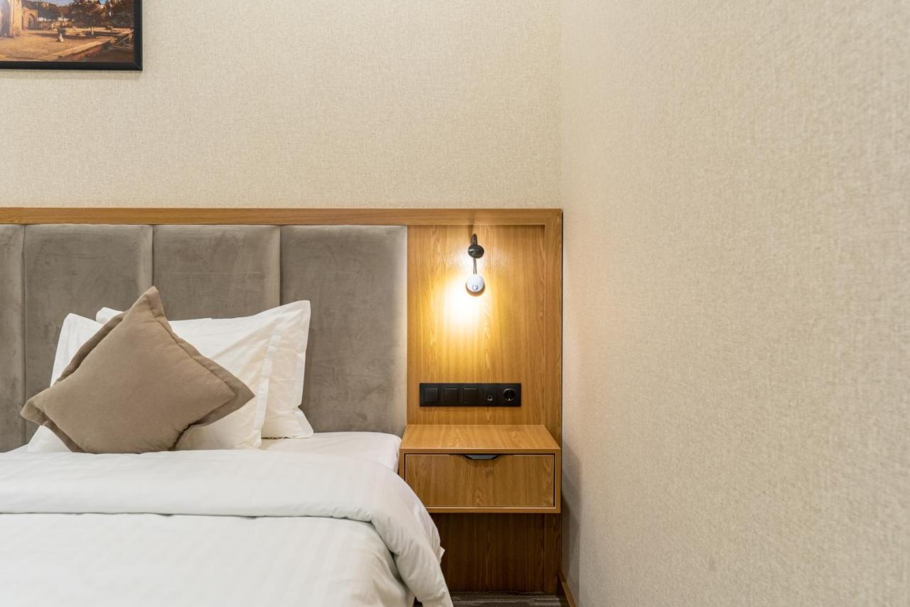 Mirzo Hotel Tashkent Luaran gambar